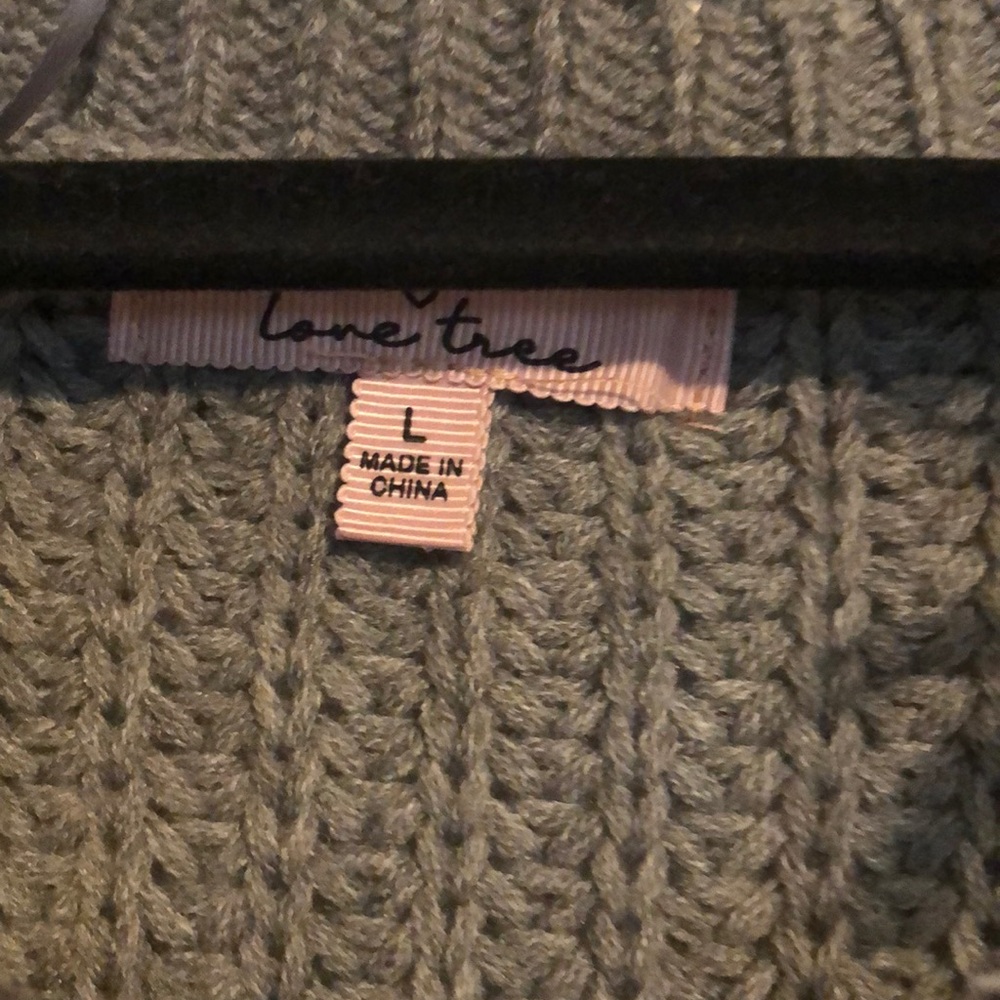 Sweater - Picture 3 of 3